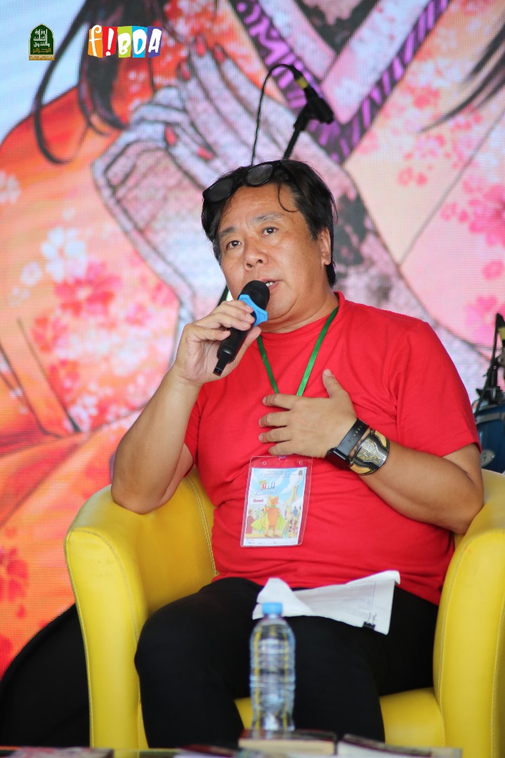 ناو كورباياشي يستعرض ثلاثين عامًا من مسيرته الفنية